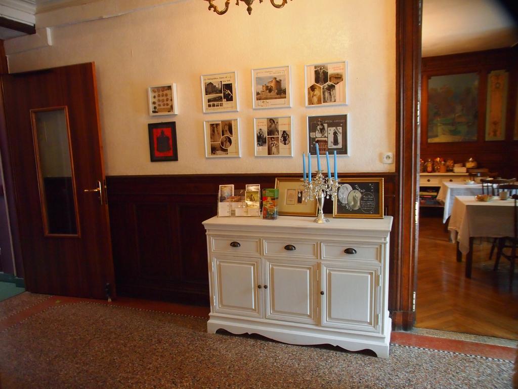 Hotel Emma Calve Мийо Экстерьер фото