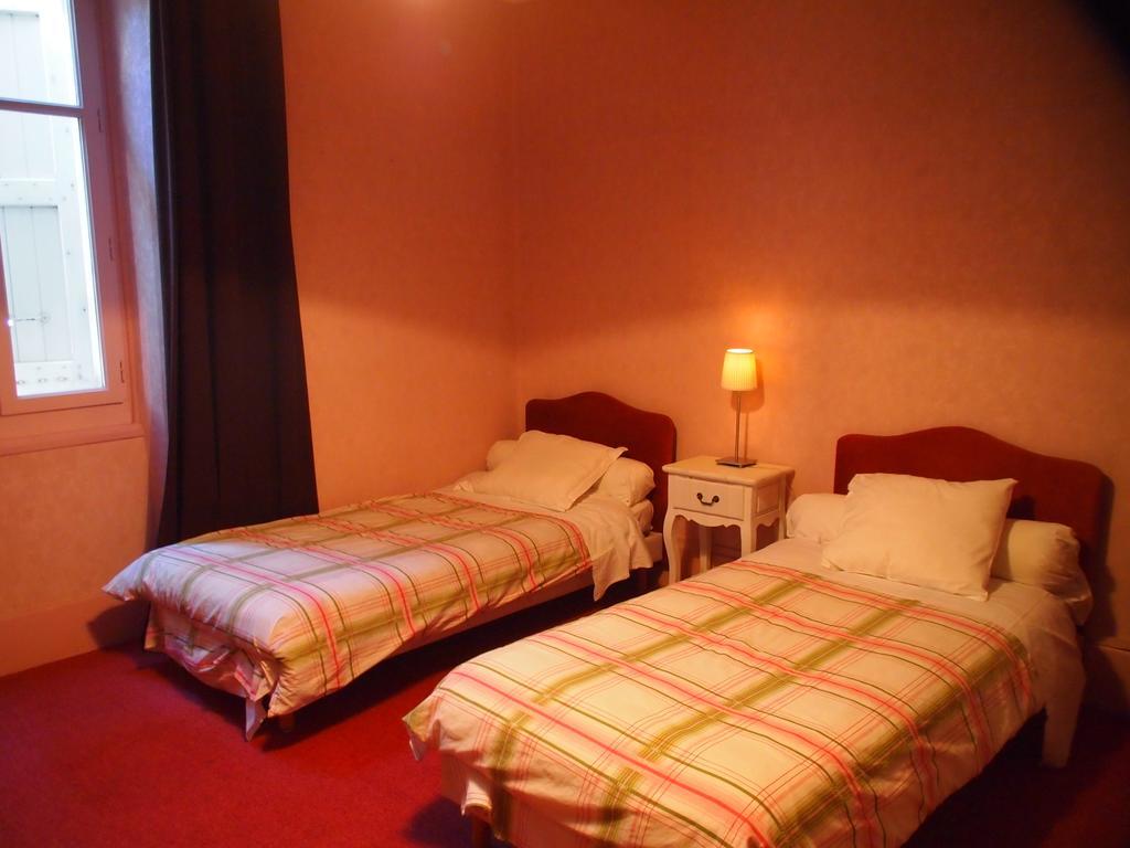Hotel Emma Calve Мийо Номер фото