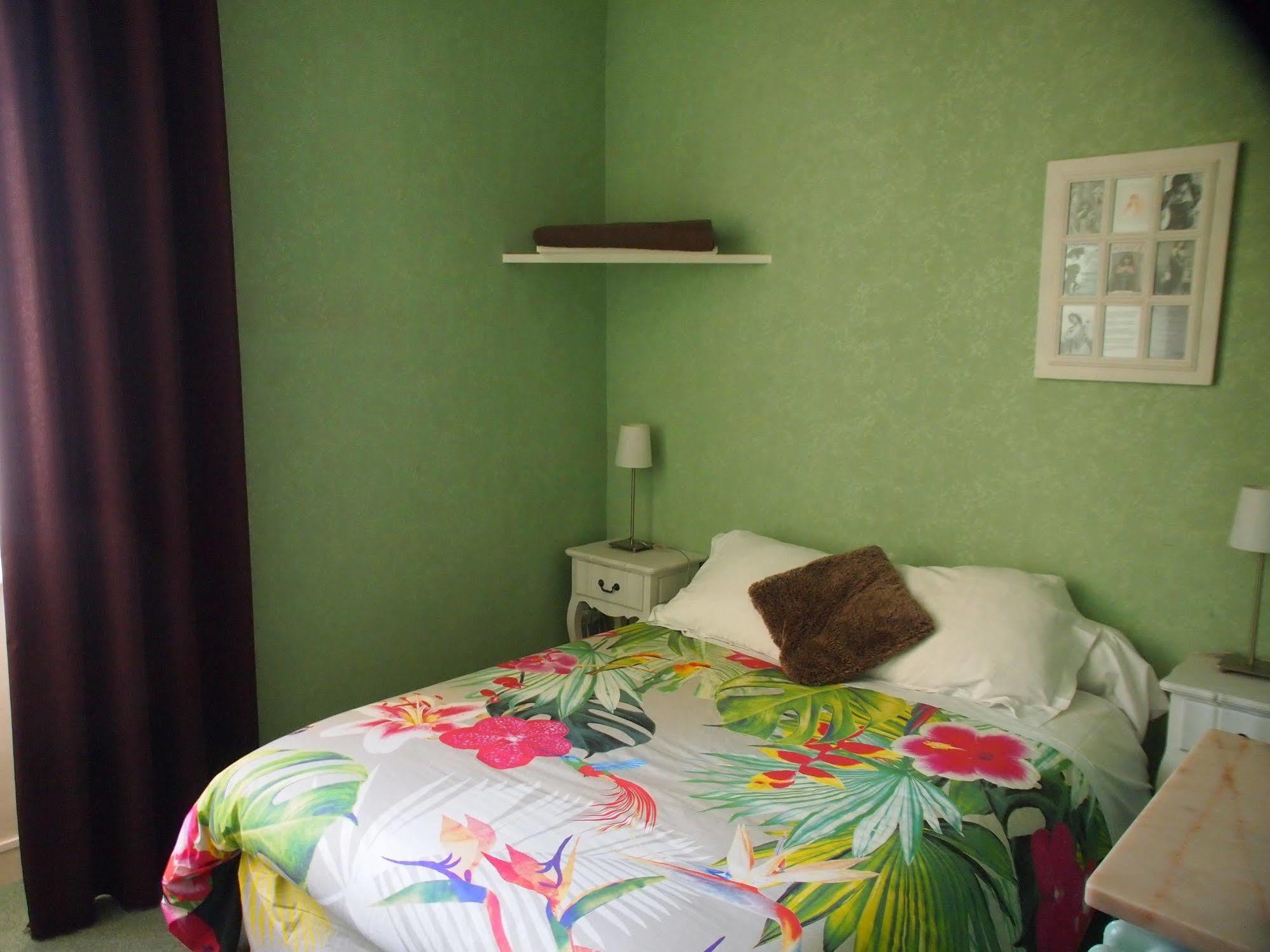 Hotel Emma Calve Мийо Экстерьер фото